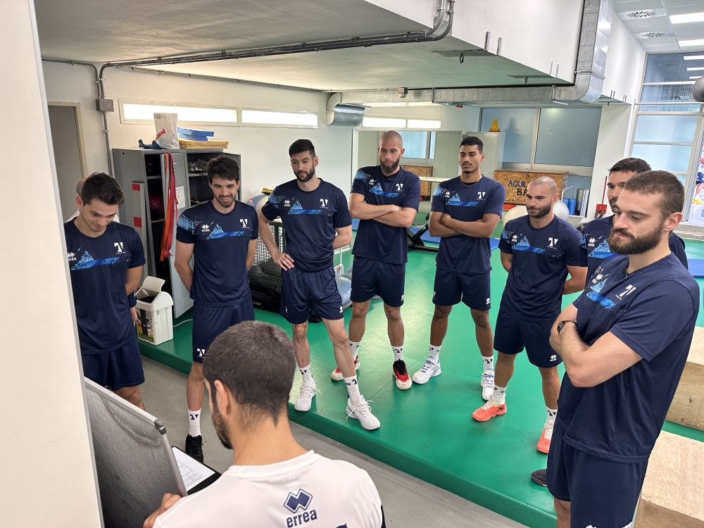 Le Consegne In Sala Pesi Del Preparatore Lorenzo Barbieri